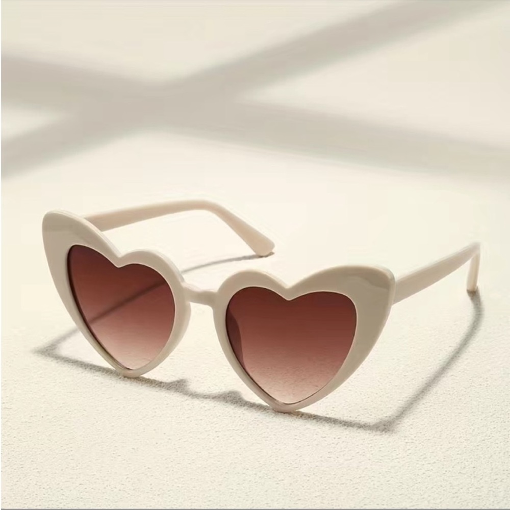 Ivory Heart Sunglasses